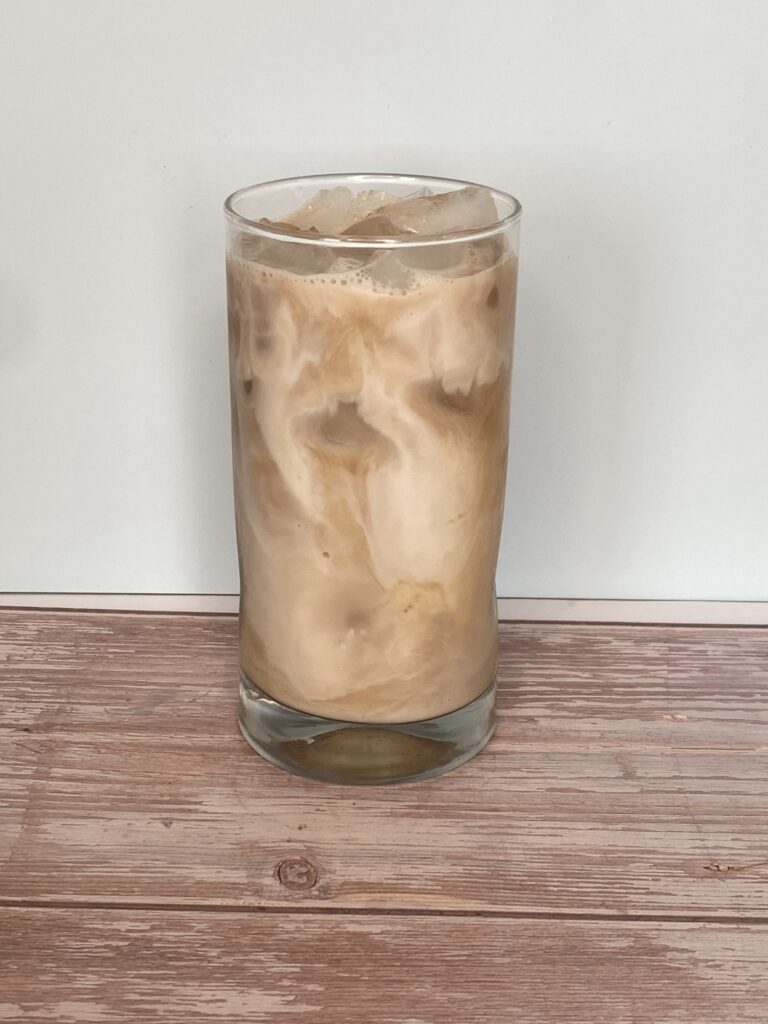 Iced Expresso Latte drink